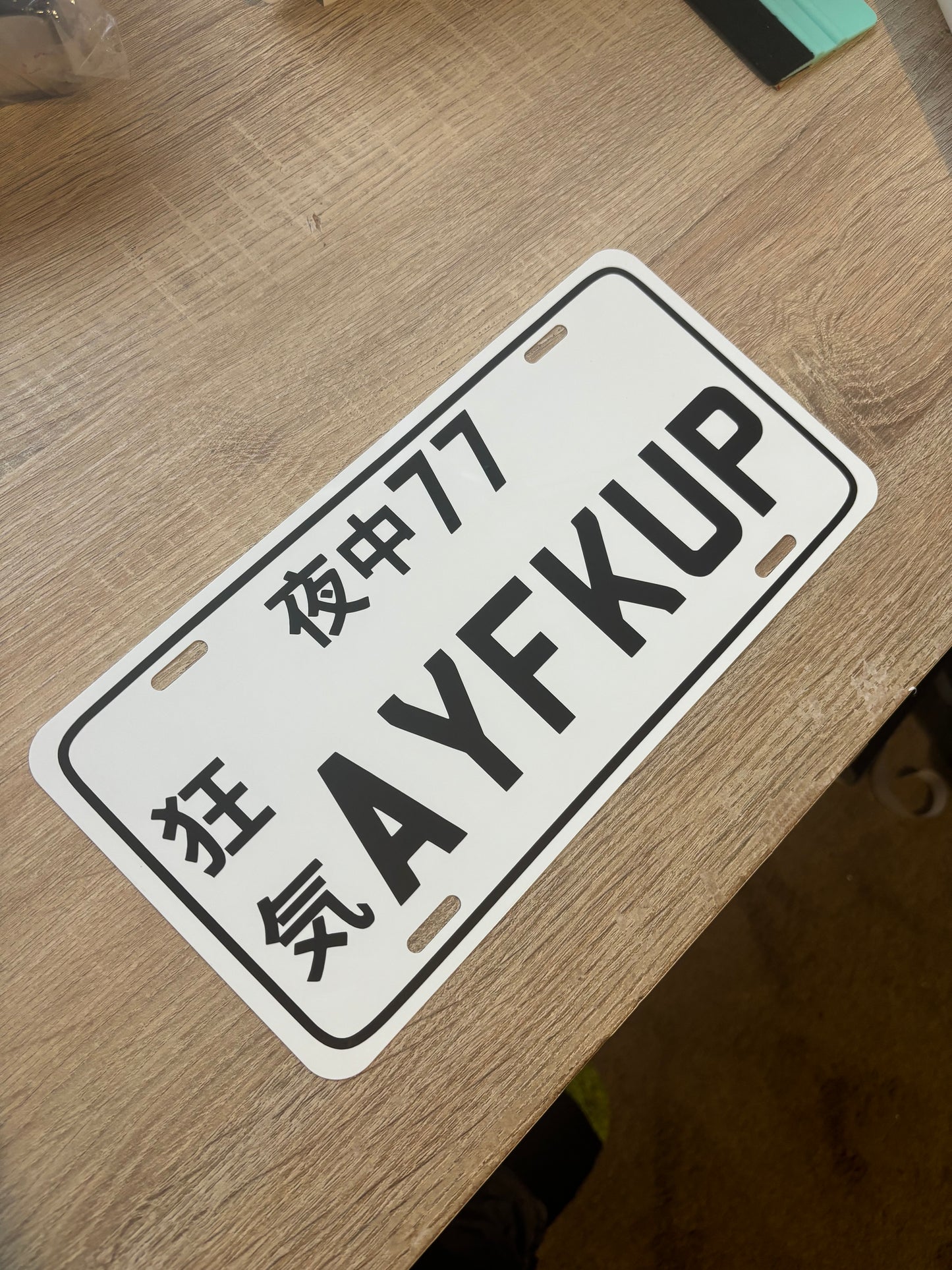 Custom Coloured Show Plates